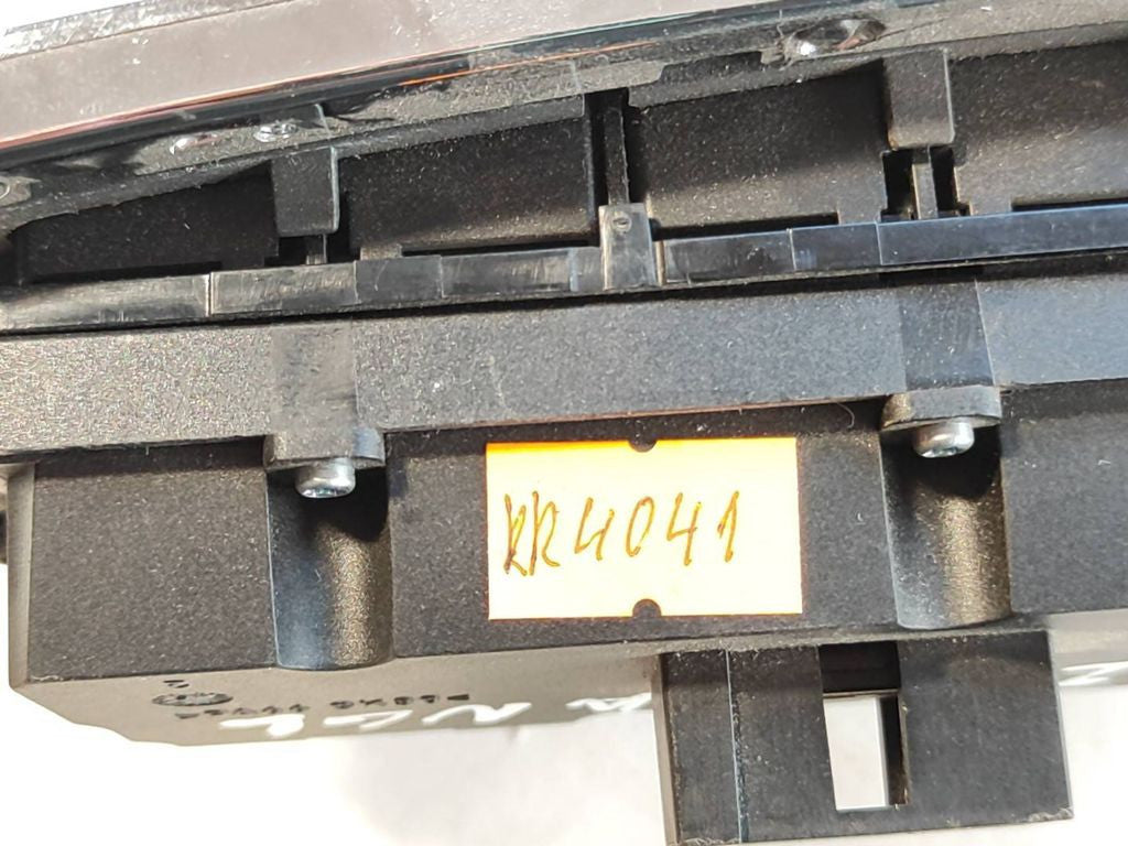 Mercedes-Benz C W203 2002 Hazard light switch 2038216081 