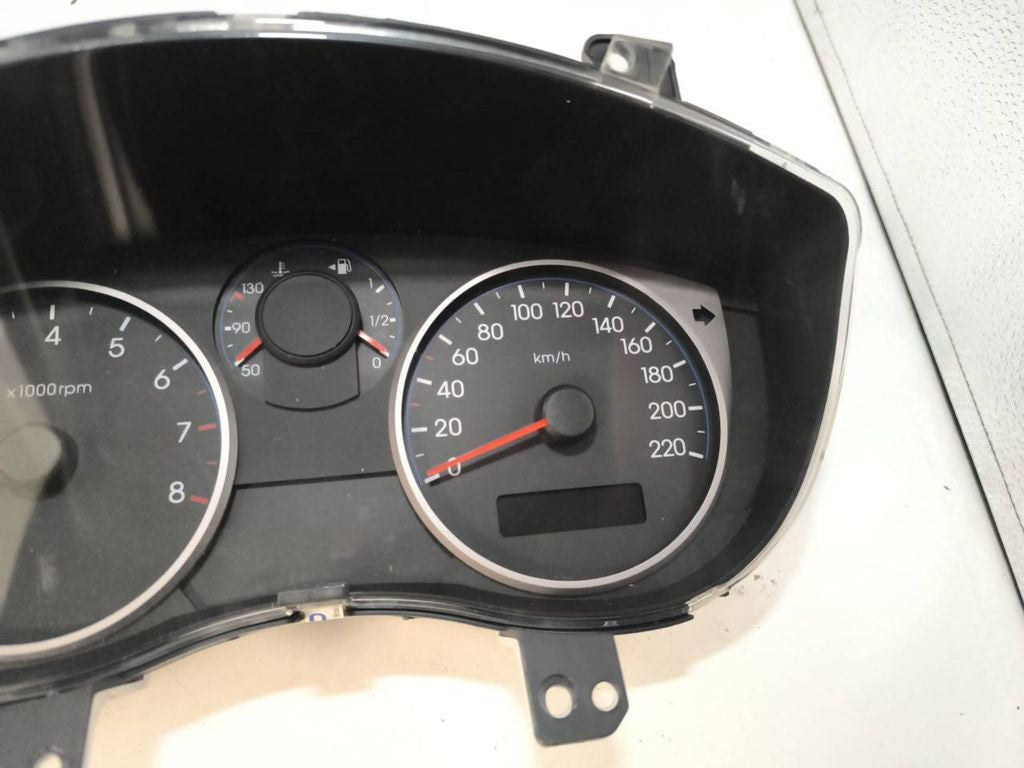 940061J175 Hyundai i20 2011 speedometer instrument cluster 