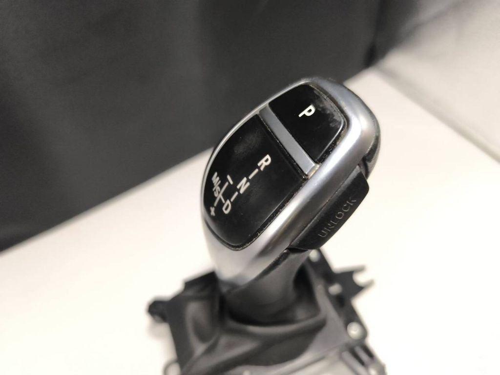 BMW X5 F15 2013 gear selector shifter 9325503 