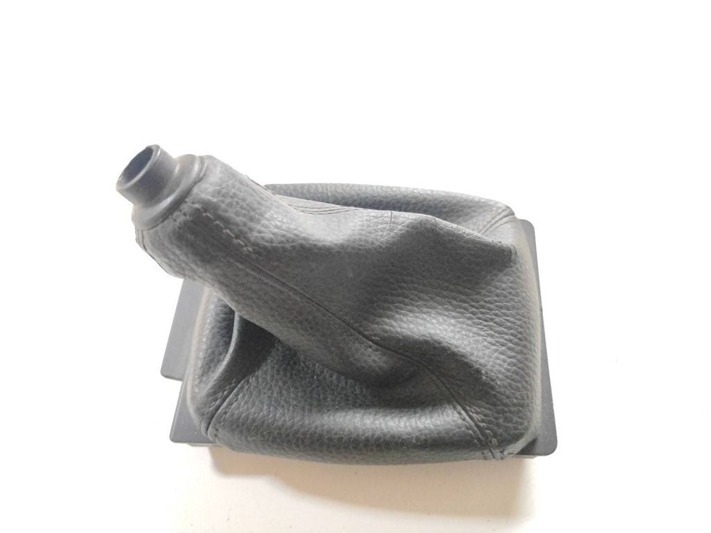 Audi 80 90 S2 B4 1995 Gear lever shifter trim leather 893863279 