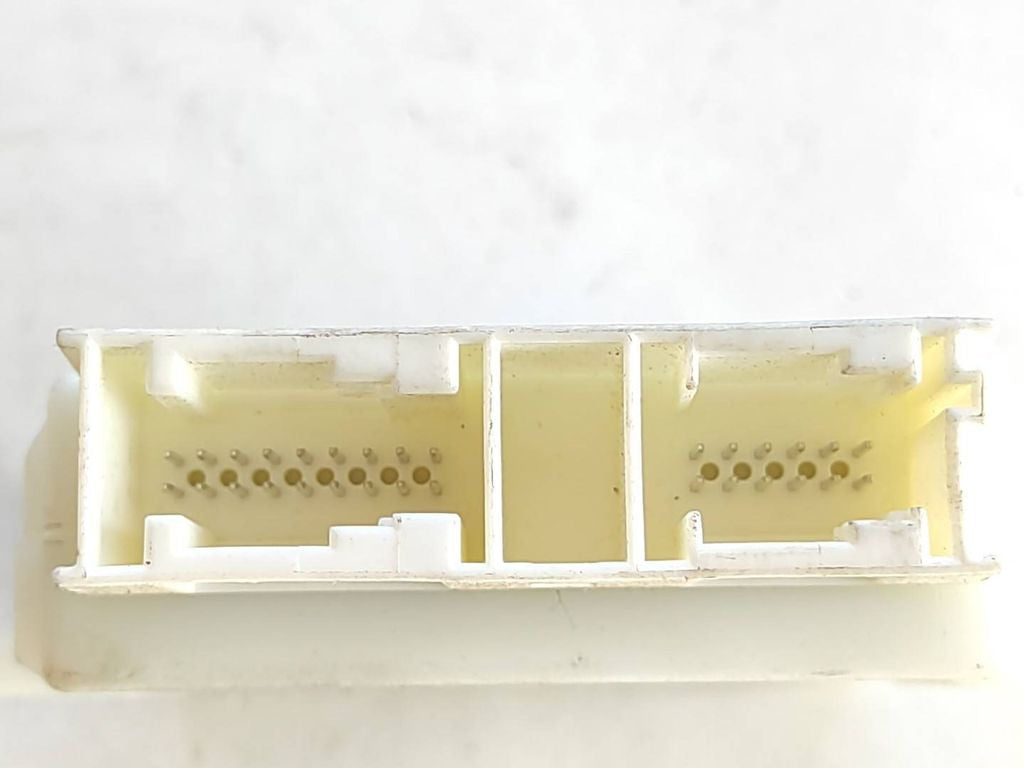 Mercedes-Benz C W204 2013 Parking PDC control unit module A2049009004 