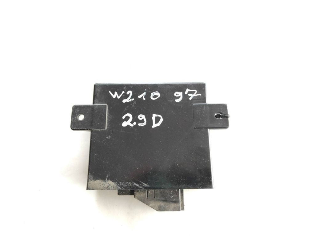 Mercedes-Benz E W210 1998 Light control module unit LCM A2108206426 