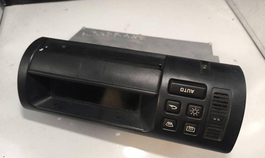 Renault Safrane 1998 Climate control unit module 7700839685 