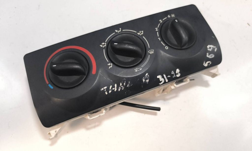 Renault Thalia I 2004 Climate control unit module 69520004 