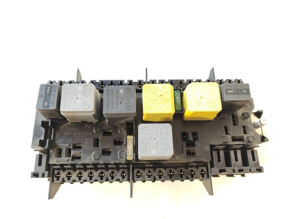 Mercedes-Benz B W246 W242 2013 Fuse module A2469067100 