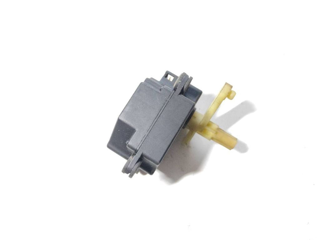 Volvo S60 2002 Air heater flap actuator motor 74932G 