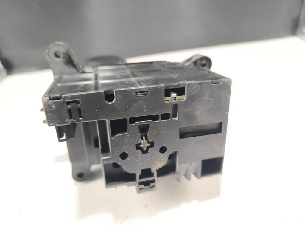 BMW X5 F15 2013 gear selector shifter 9325503 