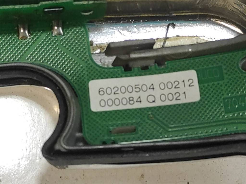 Volkswagen PASSAT B5.5 2001 Gear shifter surround trim plastic 60200504 