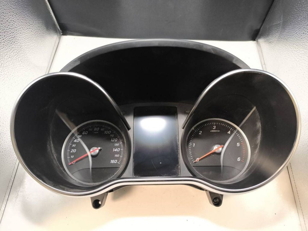 Mercedes-Benz C W205 2017 speedometer instrument cluster A2059008333 