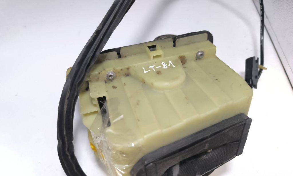 Mercedes-Benz C W204 2010 gear selector shifter A2042675724 