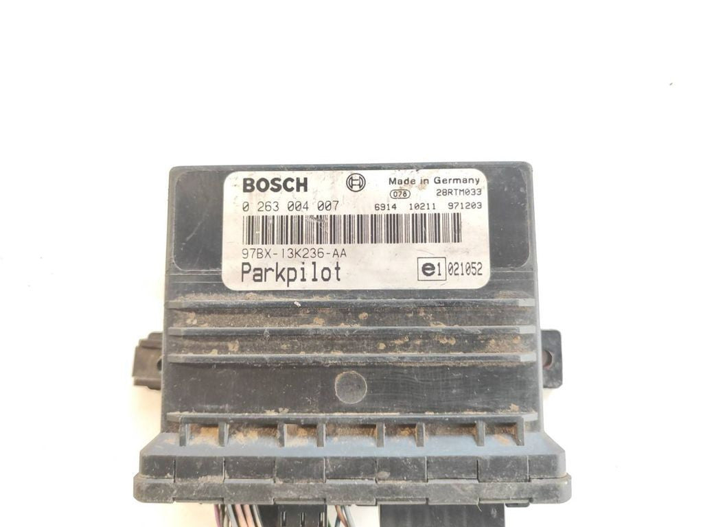 Ford Mondeo Mk III 2002 Parking PDC control unit module 0263004007 