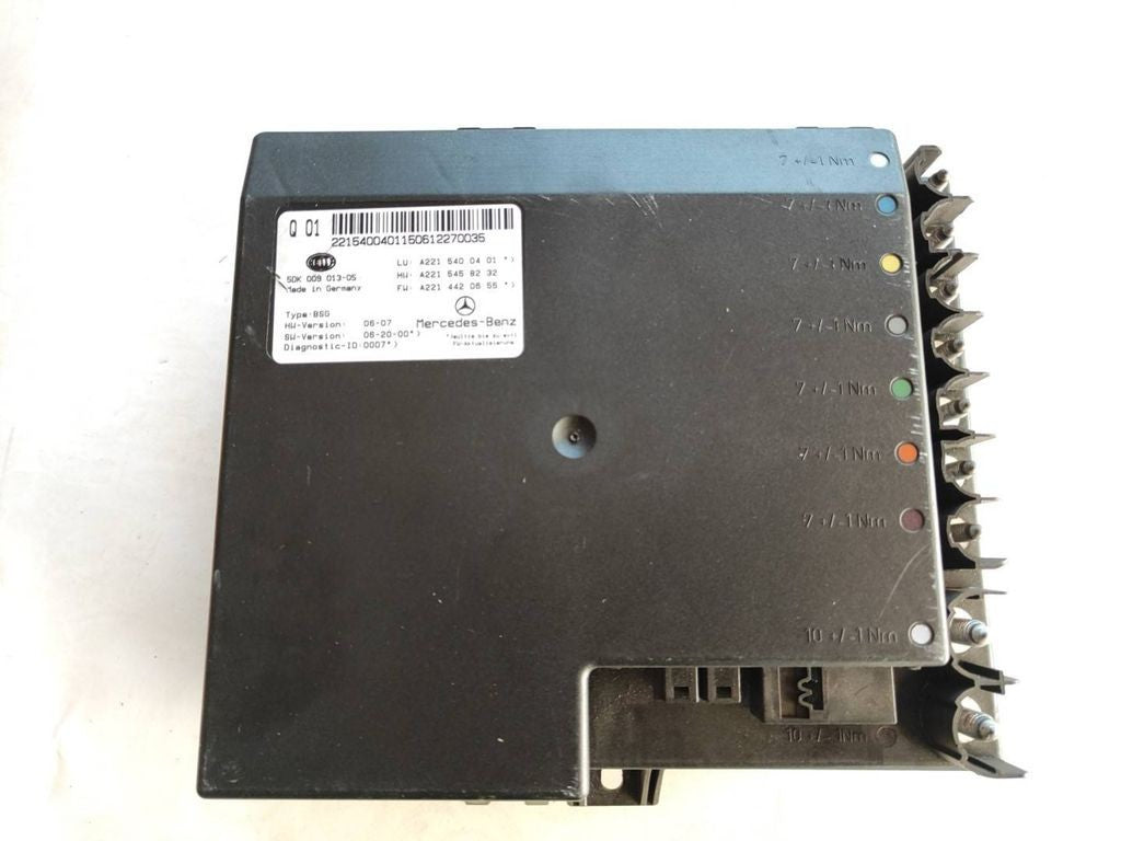 Mercedes-Benz S W221 2010 Battery control module A2215400401 