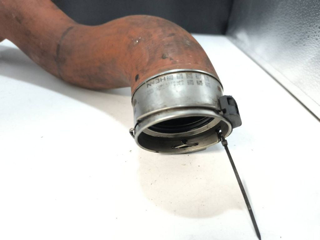 Mercedes-Benz E W212 2012 Diesel intercooler hose pipe A2125280882 