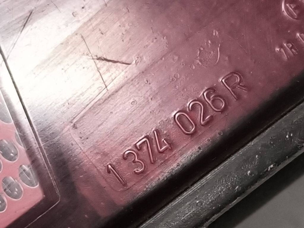 BMW 7 E32 1992 Rear right tail light lamp 1374026R 