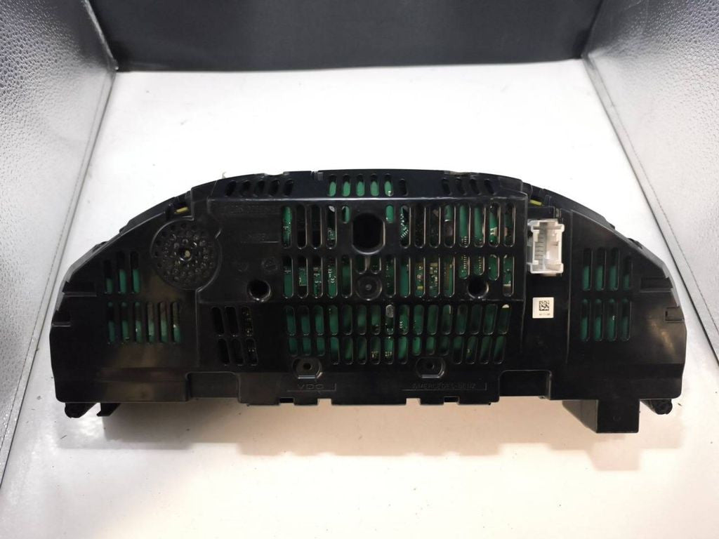 Mercedes-Benz E W212 2011 speedometer instrument cluster A2129002010 