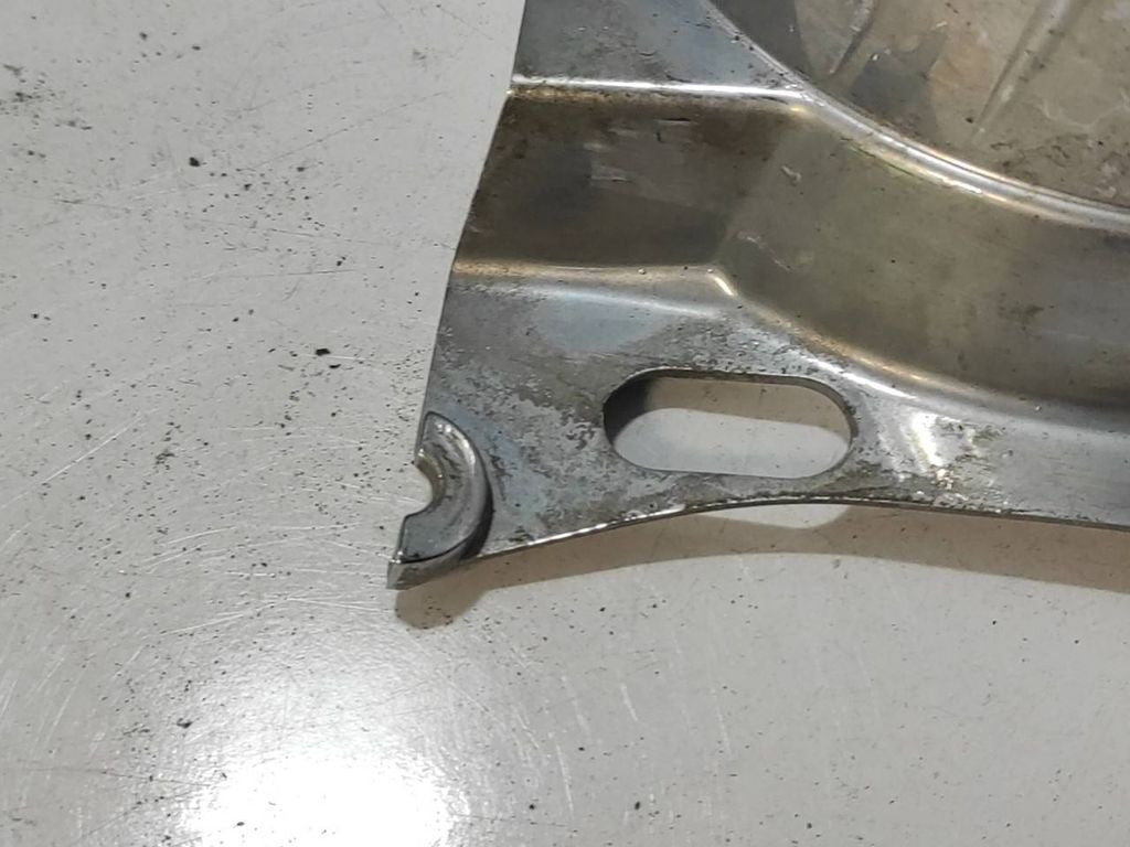 Alfa Romeo 159 2010 Right headlight trim 42822050 