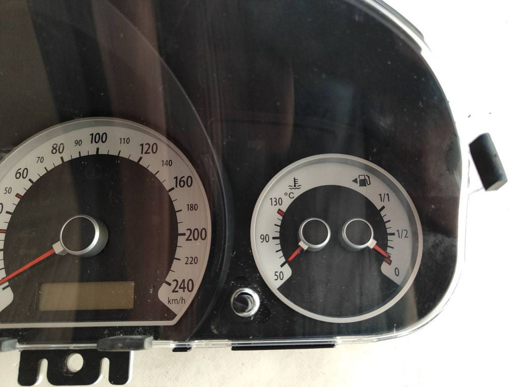 KIA Ceed 2009 Diesel speedometer instrument cluster 940031H130 