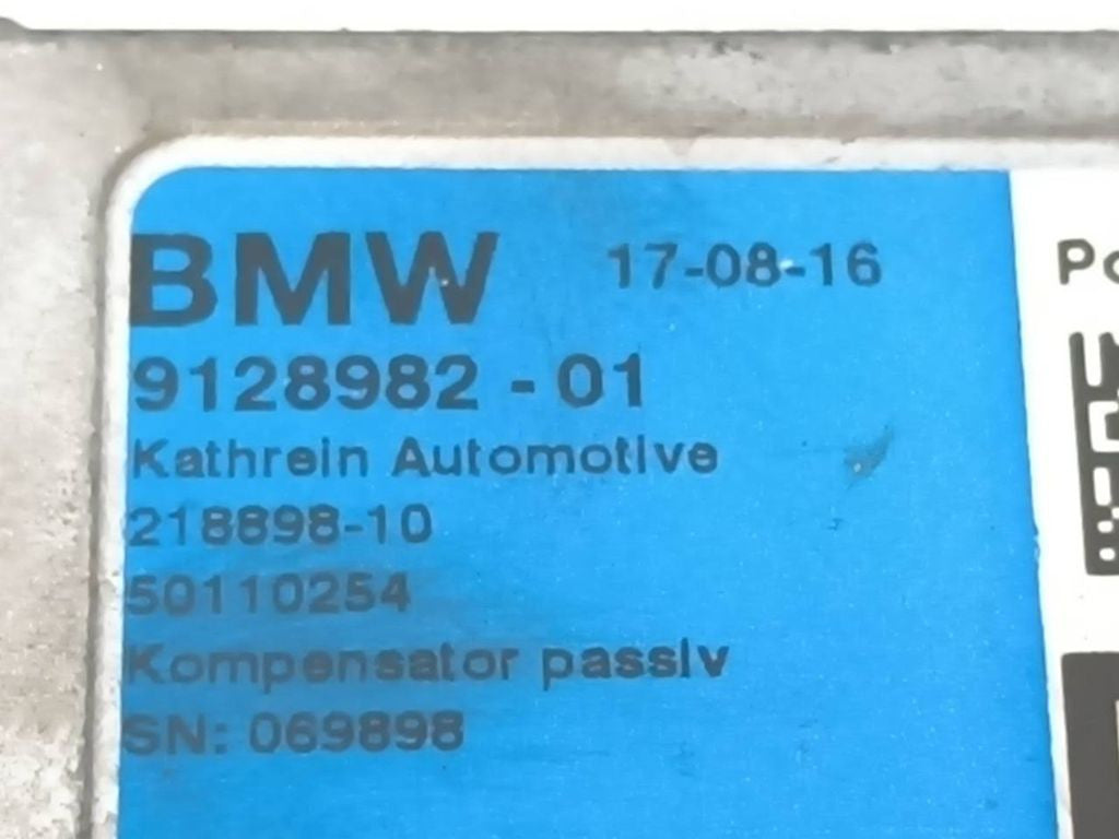 BMW 3 F30 F35 F31 2017 Aerial antenna amplifier 9128982 