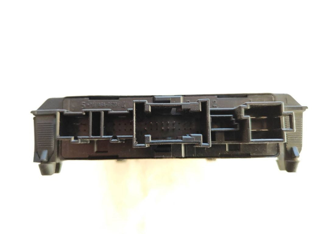 Mercedes-Benz C W203 2000 door control unit module 2038202185 