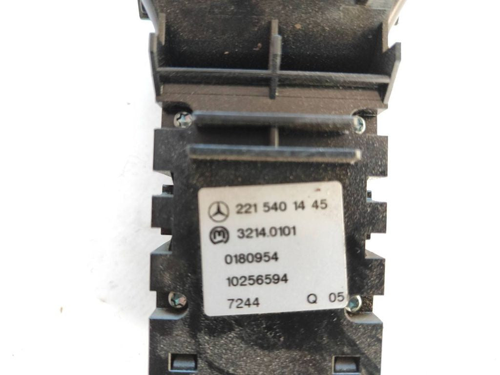 Mercedes-Benz S W221 2005 Hand parking brake switch 2215401445 